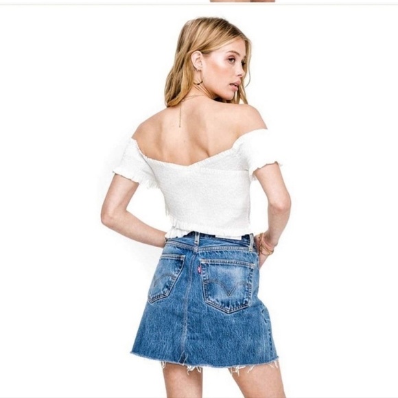 ASTR the Label Smocked Crossover Ruffled Crop Top, Size S - Picture 2 of 7